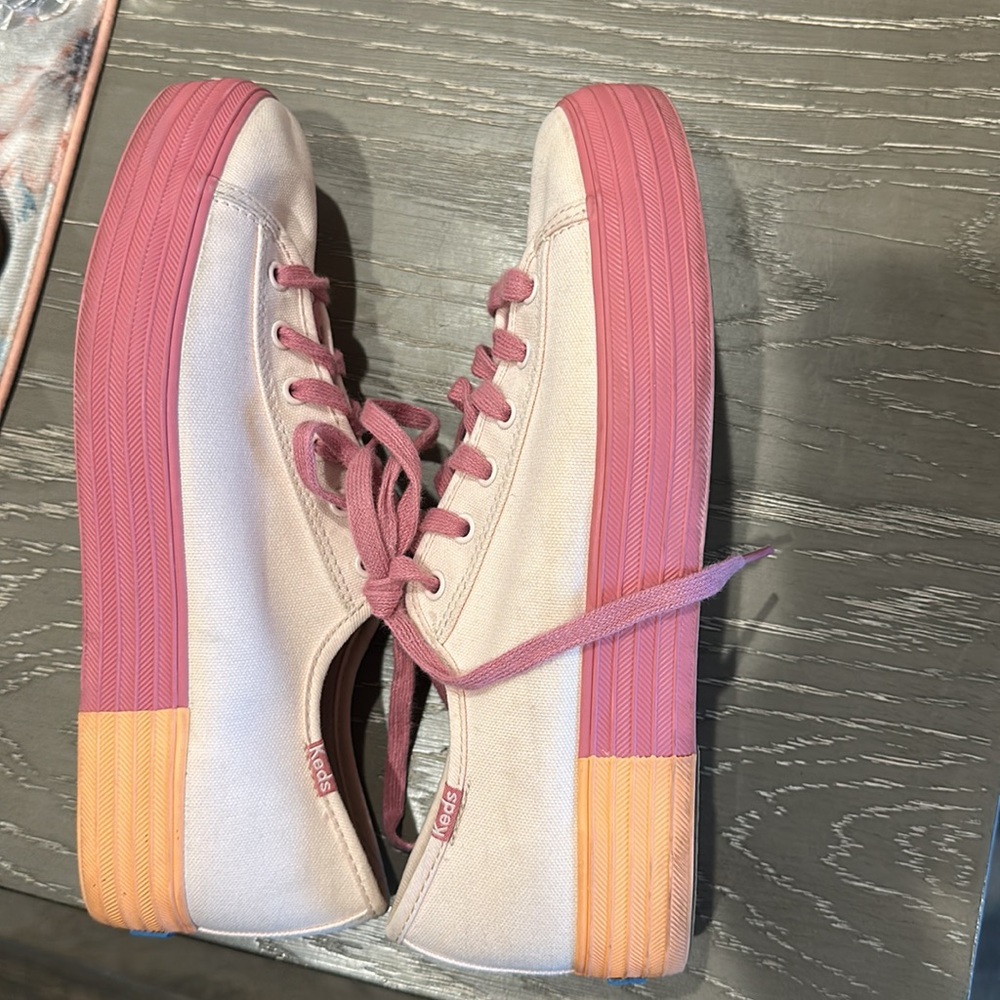 Keds color block tennis shoes - women’s size 8.5